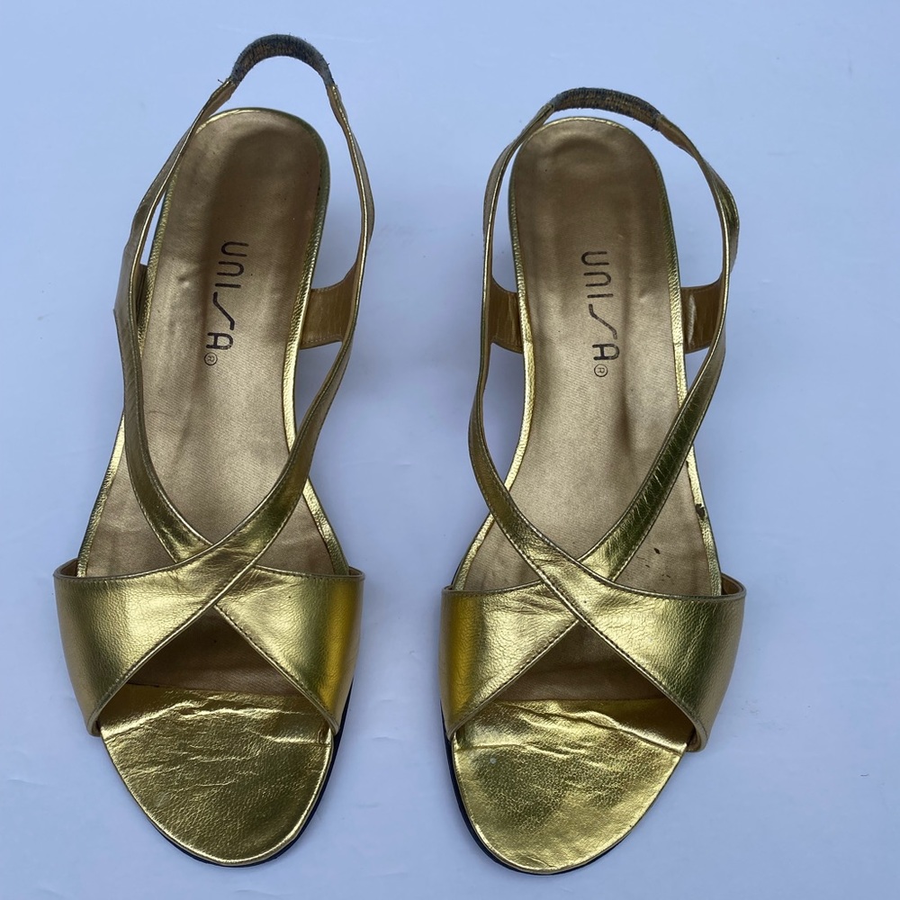 UNISA Gold Criss Cross SANDALS  10B